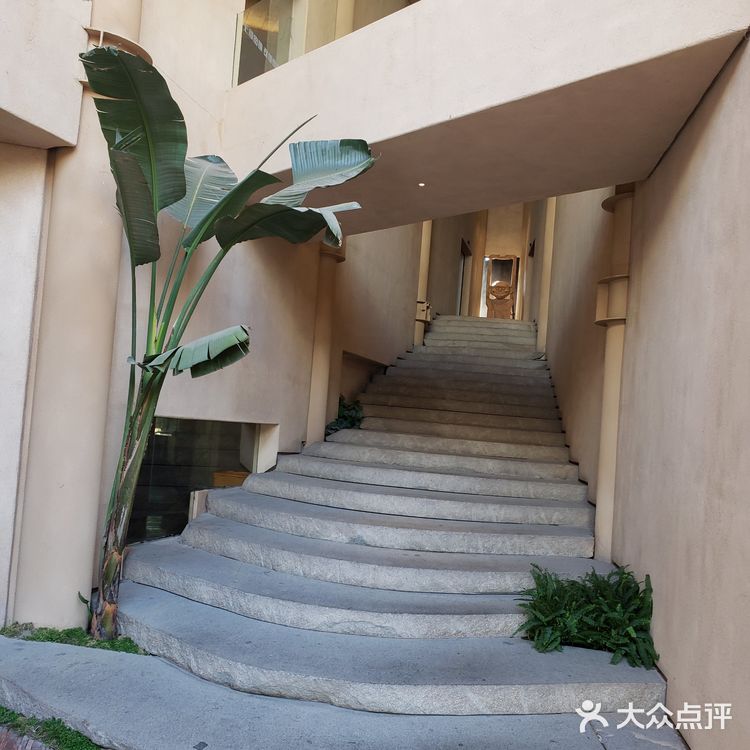 泉州晋江|这不只是吃饭是设计之光|巨石餐厅|由心