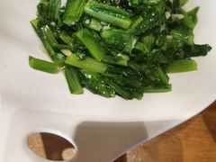 -头上红煨盐鸡乡村食府