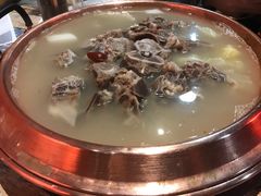 -虾弄弄海派小龙虾·牛羊蝎子火锅