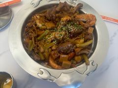-徐记小怪兽肉蟹煲(中央大街店)