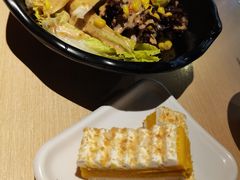 -万岁料理回转寿司(华贸店)