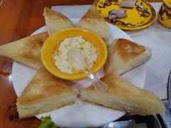 酥油奶渣饼-藏味八珍特色火锅