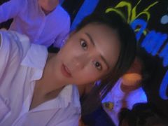 -爱蹦iBOON蹦床运动馆(江汉店)