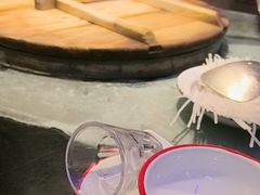 -鱼窝棚柴火铁锅炖(富山屯店)