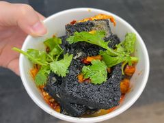 -黑色经典臭豆腐·湖南特产(太平街口店)