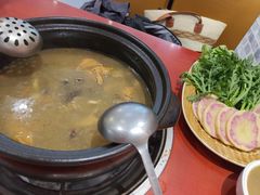 -菌之家·专业纯野生菌火锅·特色炒菌