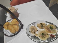 -红鼎豆捞·非遗鲍皇汤火锅(宝丰路店)