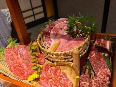 -山川小町·极番烧肉(新地假日广场店)