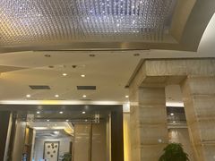-宜昌均瑶国际酒店(宜昌CBD购物中心夷陵广场店)