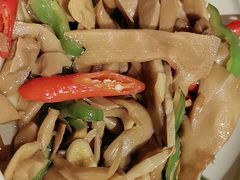 -叁煨蹄花·下饭盐帮菜(人民广场店)