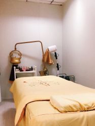 -茜茜美妍堂·华熙生物·甜朵体验中心