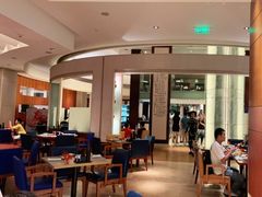 -怡咖啡海鲜自助餐厅(浦东香格里拉店)
