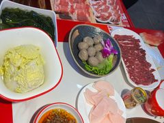 -欠火锅·水牛毛肚·团建聚餐·生日宴(何山路店)
