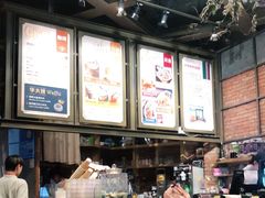 -玛格萝妮(汇智国际商业中心店)