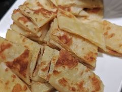 -靠山屯东北农家菜(八龙桥雅苑店)