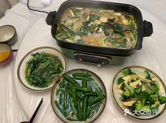 宅在家里就是搞搞美食，把自己想吃的东西都一样一样做出