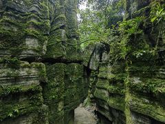 -梭布垭石林景区