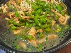 青椒肉丝汤面-大龙汤包