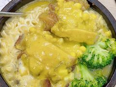 石烧咖哩鸡扒面-佰搭果·广式茶餐厅(西华路店)