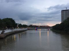 -瓦洛洛传统市场
