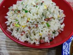 炒饭-江城燕子大排档(江汉路步行街店)