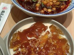 大勺肉酱酸辣粉-遇见小面(东方宝泰店)