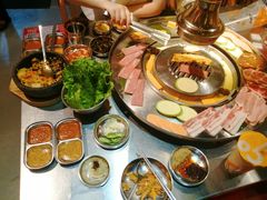 -哈哈碳都·牛肋条无限自助烤肉(台江万达店)