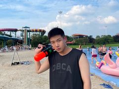 -汤山欢乐水世界
