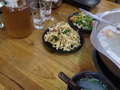 -丽江人家斑鱼火锅(保健路店)