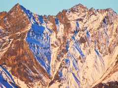 -贡嘎雪山