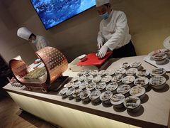 -雍和会海鲜姿造自助(湖东路店)