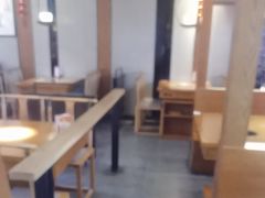 -呷哺呷哺(凯旋广场店)