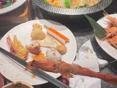 -牛YO寿喜烧·铁板烧和牛火锅自助(市府恒隆店)