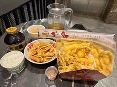 -沸炉重庆老火锅(军事博物馆店)