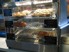 面包甜点陈列柜-空中吧(广州塔店)