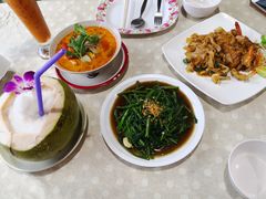 -Jungle Kitchen