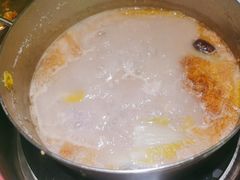 -洪氏嗨捞·猪肚鸡火锅(阳光天地店)