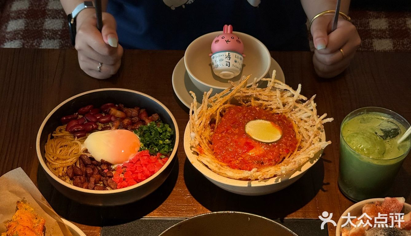 ･ꈊ･ 乌拉!!吃个漂亮饭🍼 𐂐 ჻