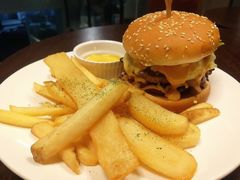 AB芝士牛肉汉堡-about(丹霞庄店)