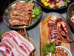 -草家酱蟹炭火烤肉店(珲春南路二店)