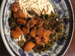 雪菜牛肉丝面-旺泉餐饮店·清真牛肉面馆