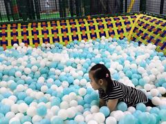 -蒙特利亲子乐园