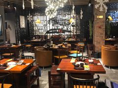 大堂-高兴壹锅·潮汕鲜牛肉火锅(良乡梅花庄店)