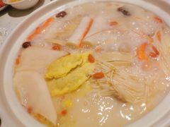 -三人行骨头王火锅(长寿店)