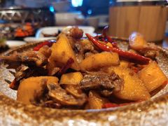 -隔壁老王·家常云南菜(花巷店)