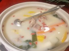 -靠山屯东北农家菜(八龙桥雅苑店)