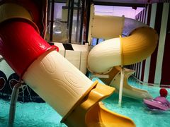 -涨巢·潮玩水疗局