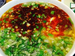 -陇上全荟兰州传统牛肉面(延吉路店)