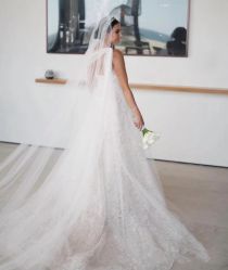 -Vera Wang婚纱礼服旗舰店