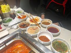 -海底捞火锅鲜切牛肉主题店(长寿路店)